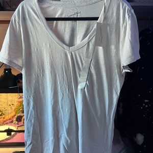 grey V neck t-shirt